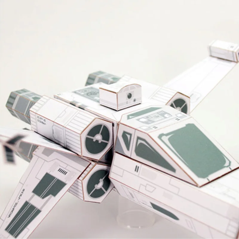X-WING Fighter White Paper Mod - Art Craft Cardboard recension och pris